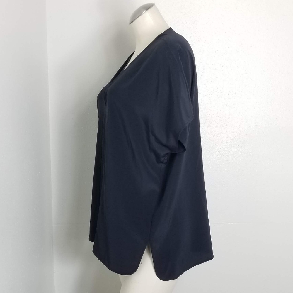 Vince silk blouse size M - Picture 2 of 6